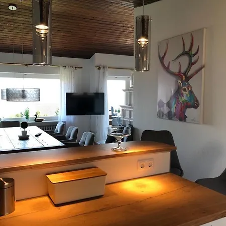 Alpenblick Apartment *